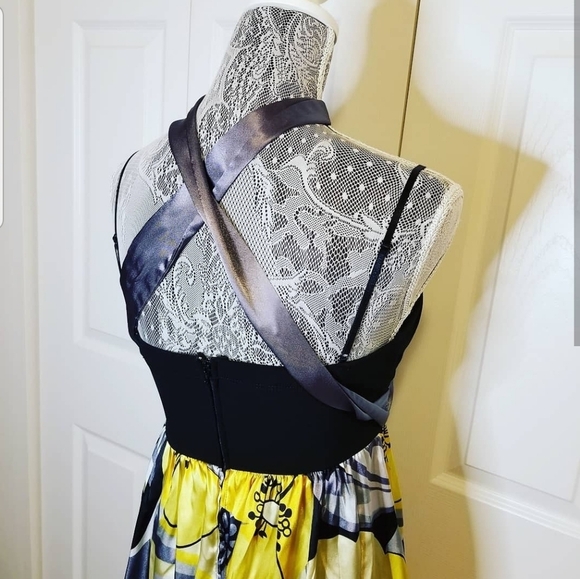 Spring formal mini dress - Picture 5 of 7